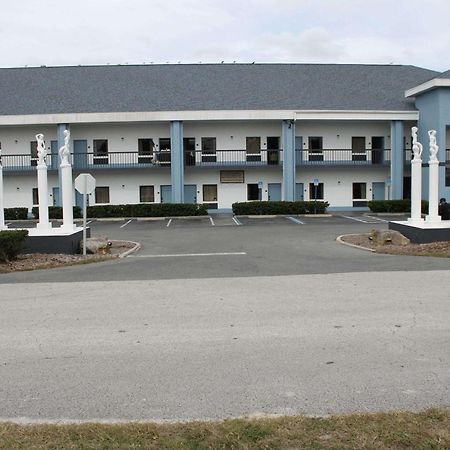 Quality Inn Weeki Wachee Exterior photo